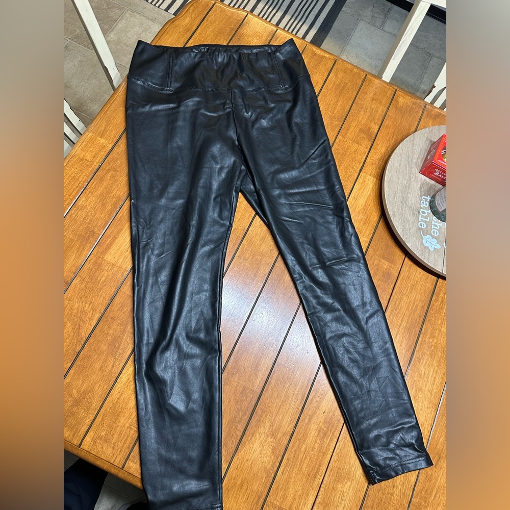 7 for all mankind black leather leggings